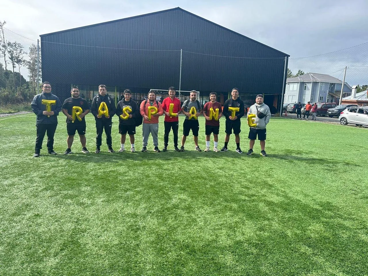 Actividad y encuentro grupal en Club Bahía Sports