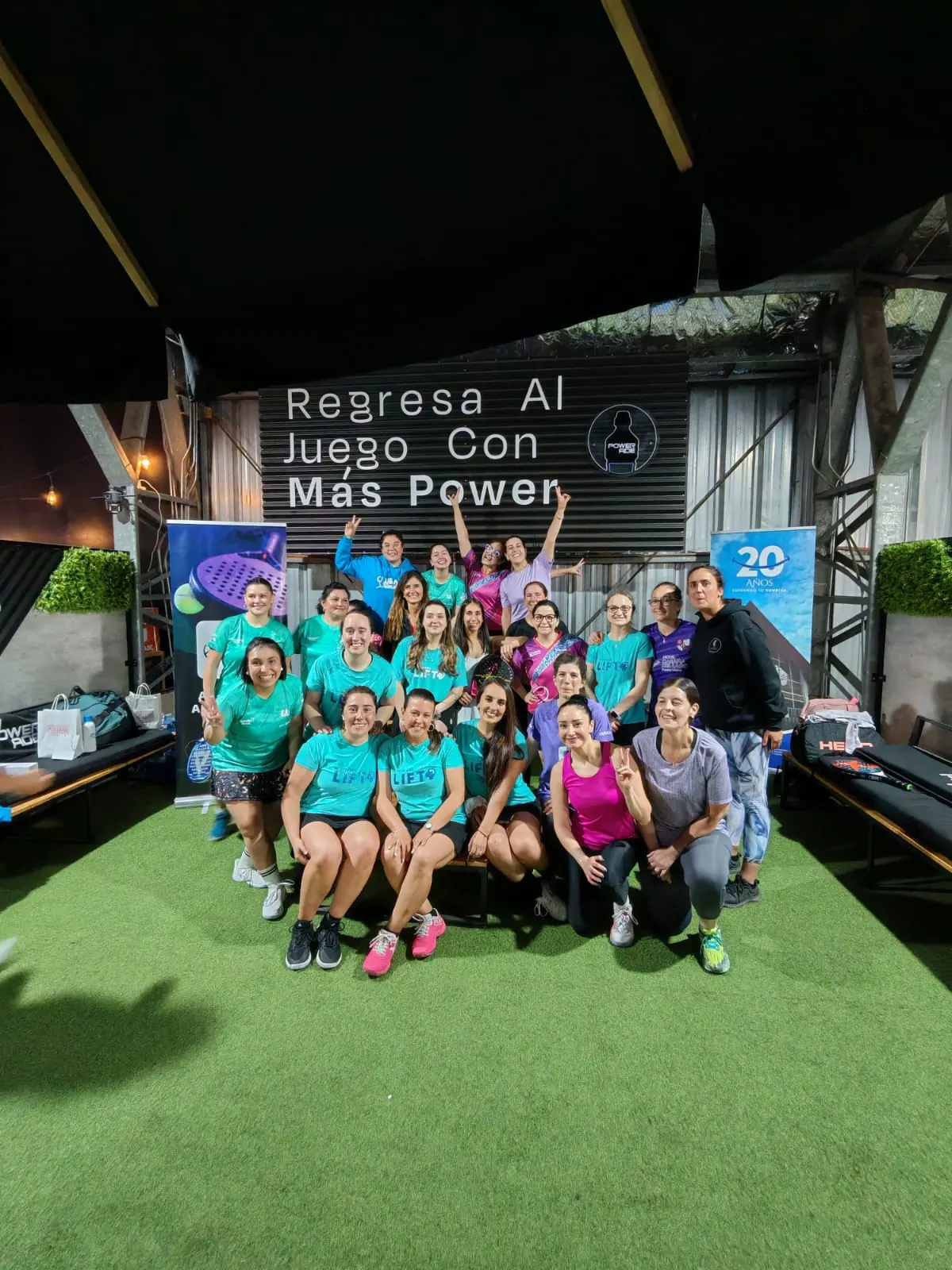 Momento de Pincoyas Pádel en Club Bahía Sports